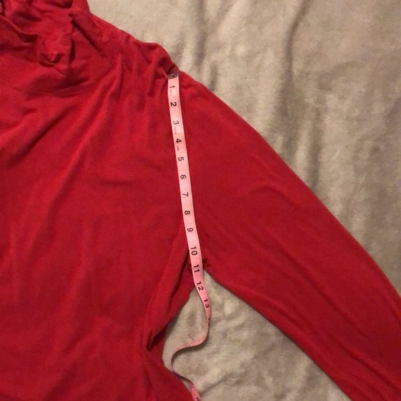 Red Liz Claiborne Turtleneck, Size XL - Picture 11 of 13